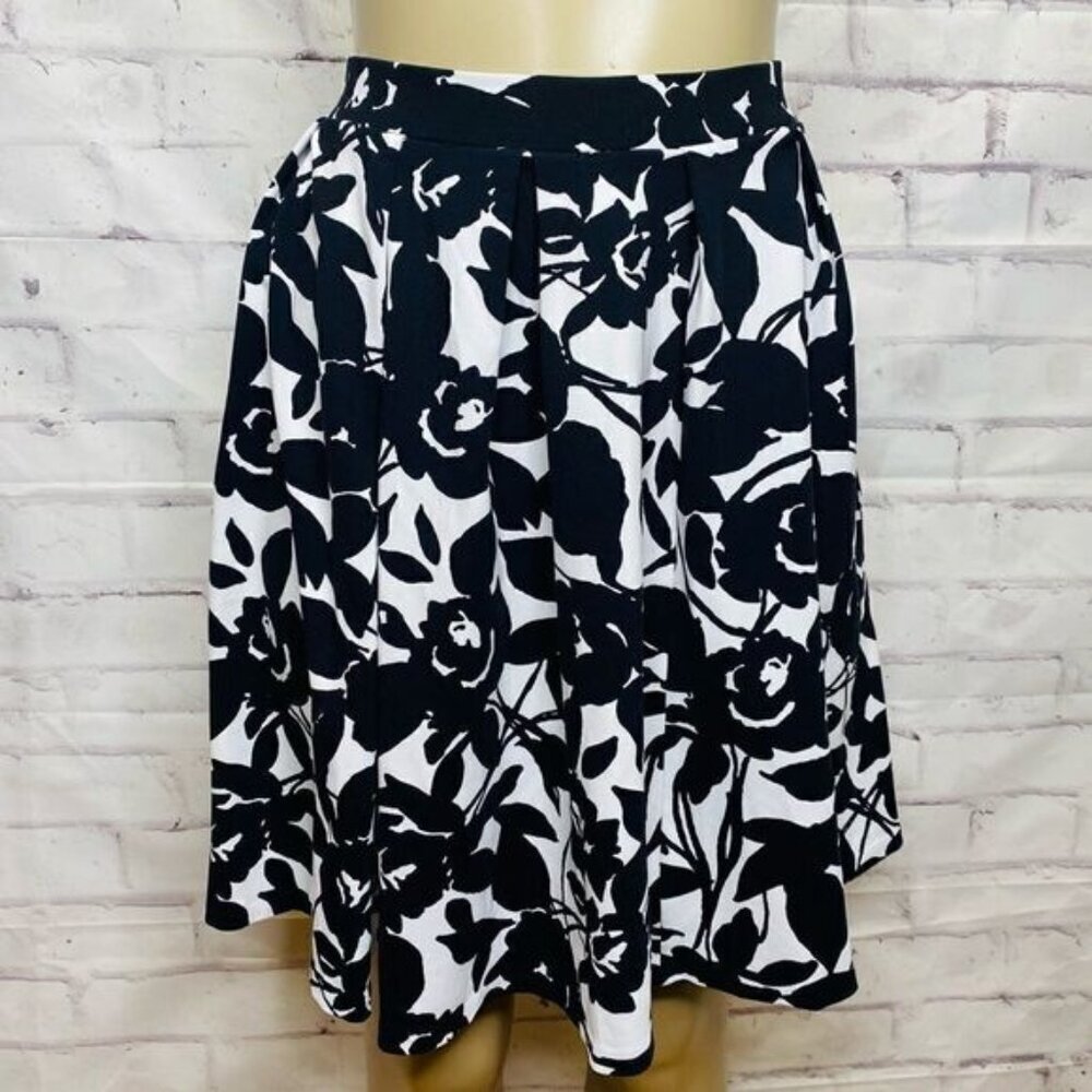 Adrienne Vittadini Floral A-Line Skirt w/Pockets